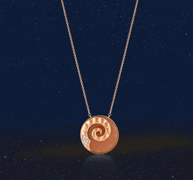 Koç Burcu Güneş Taşı ve Pırlanta Taşlı Altın Burç Kolye