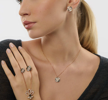 Diamond and Mother-of-Pearl Gold Necklace - Lotus Radiance