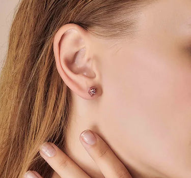 Pembe Turmalin Taşlı Altın Piercing